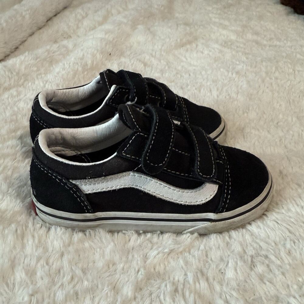 VANS Old Skool V Black White Hook & Loop Unisex Kids Sneaker US Size 8.5c